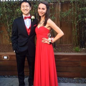 Red prom dress
