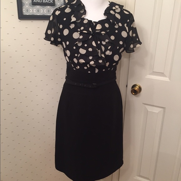 Cute dress barn dress.