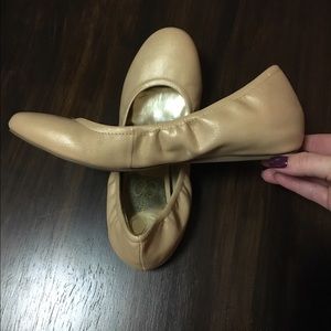 Jessica Simpson Nude Flats