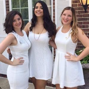 Meet your Posher, Melanie