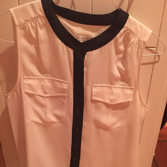 Sleeveless Blouse