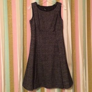 Tahari black/gray wool pleated dress