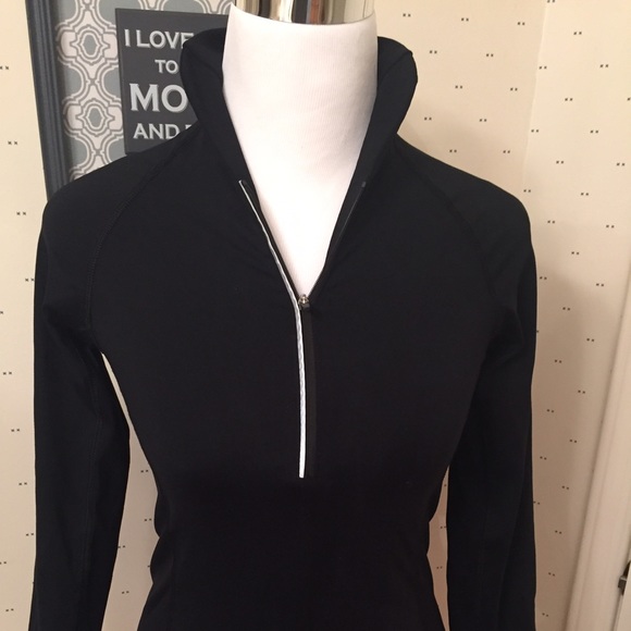 Black pullover