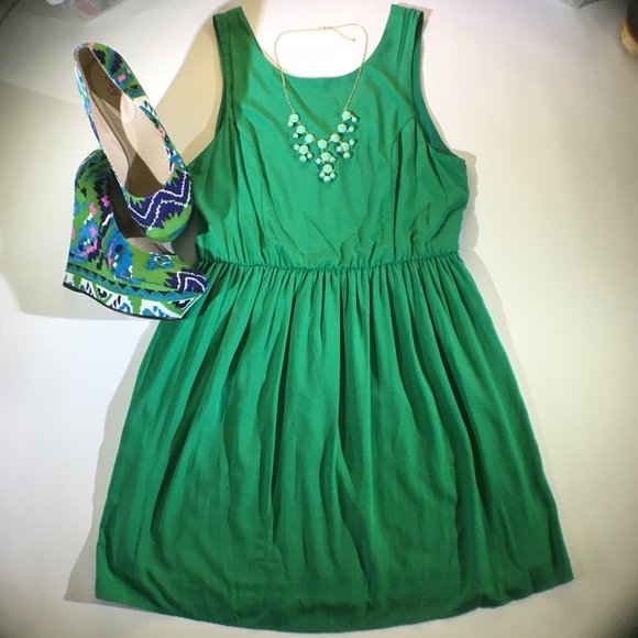 Everly Dresses & Skirts - Emerald Green EVERLY Dress