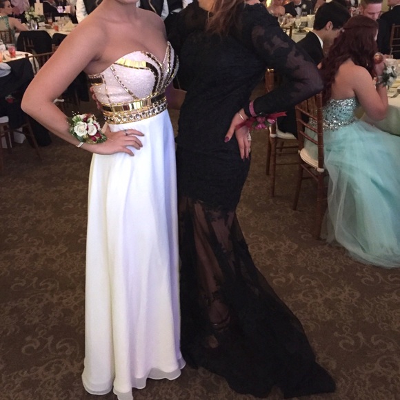 Black lace long sleeve prom dress - Picture 2 of 2