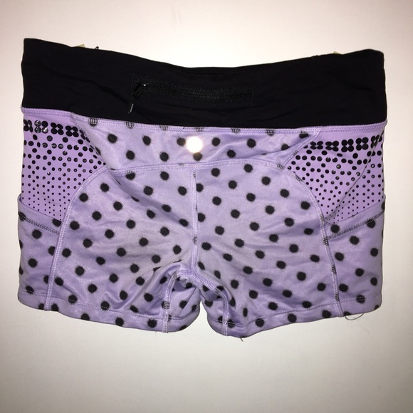 Women's workout shorts - Picture 2 of 2