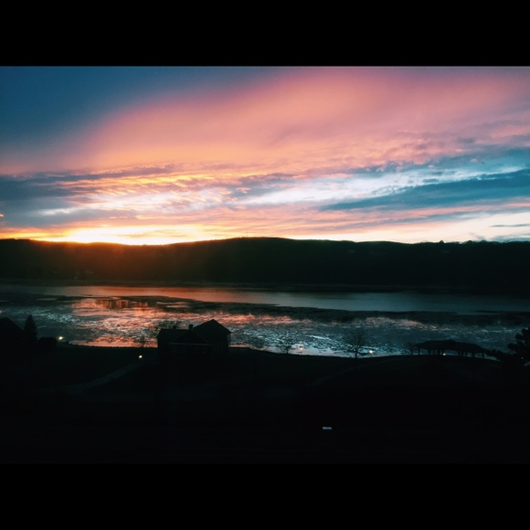 Meet your Posher, Heather - Picture 1 of 1