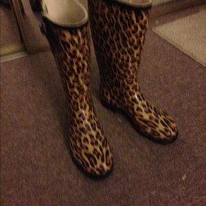 Rain boots- cheetah print