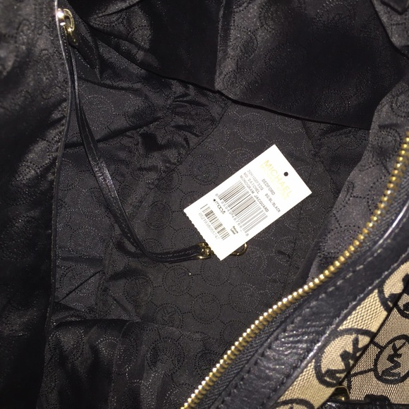 Michael Kors Bradford Monogram bag - Picture 4 of 4