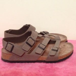 Birkenstocks three straps tan