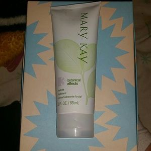 Mary Kay 3 - botanical effects (hydrate)