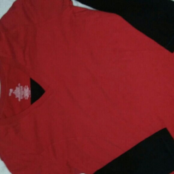 (2)*Long sleved BUNDLE***DONATING WEEKEND***