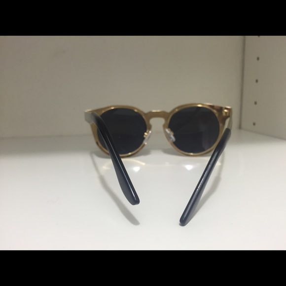 cute round glasses! - Picture 4 of 4