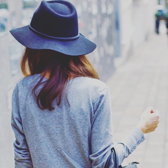 ⚡️FLASH SALE⚡️ NEW Soho 100% Wool Wide Brim Hat