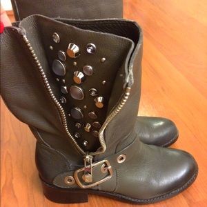 Vince Camuto boots 7.5-like new