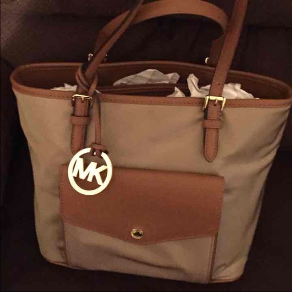 SOLD!!!!!!! Brand new Michael Kors