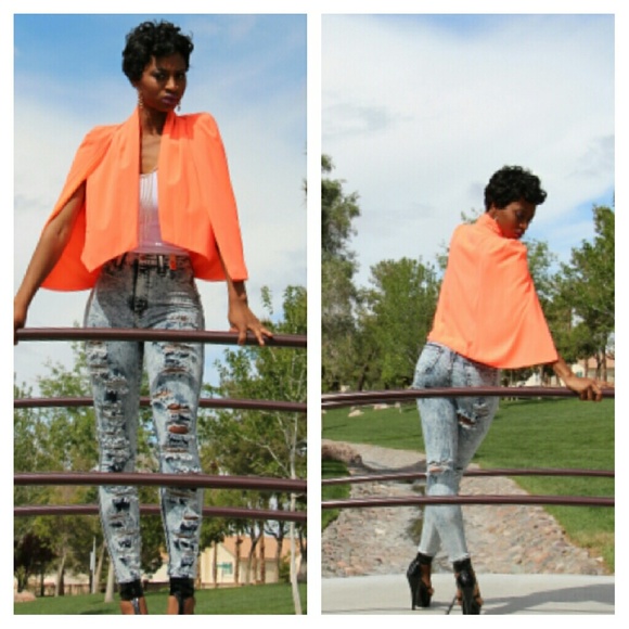 ****SOLD**** Spring Time Cape Swing Blazer - Picture 3 of 3