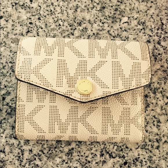 Michael Kors wallet
