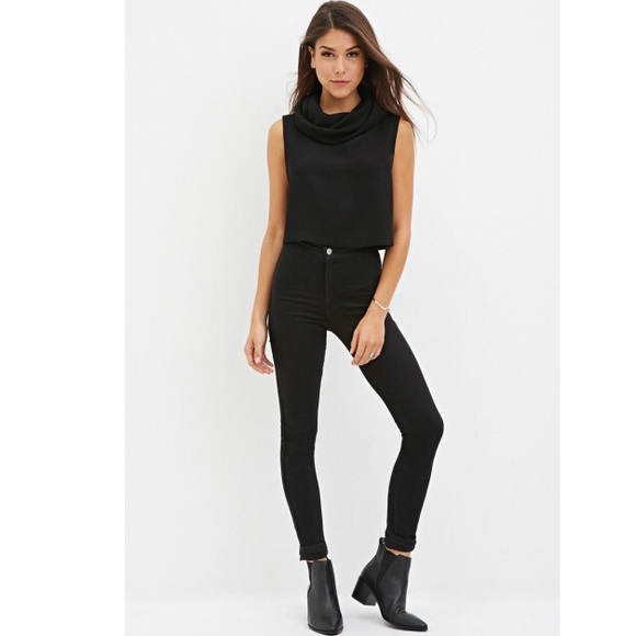 NWT Cowl Crop Top