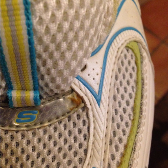 Shoe flaw