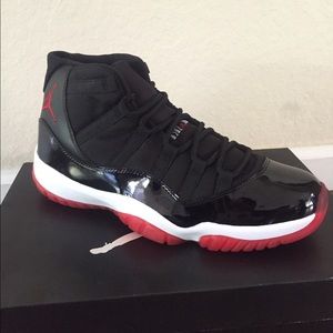 Air Jordan 11 Retro Men's Shoe Size 11.5