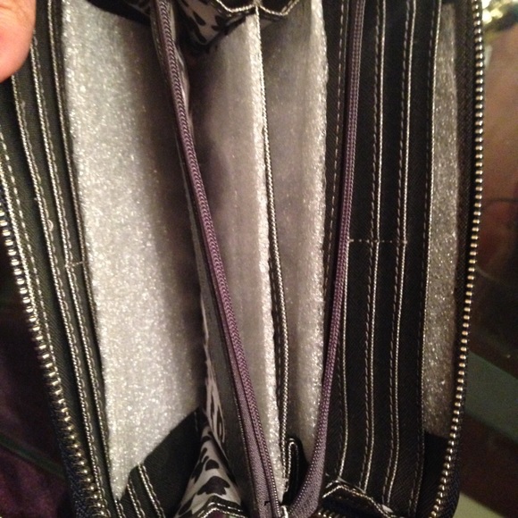 SOLD!! BRAND NEW Rebecca Minkoff wallet - Picture 4 of 4