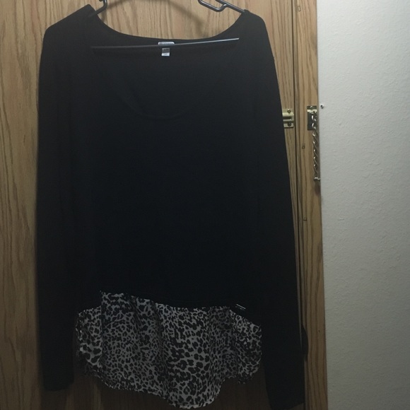 Black cheetah print sweater!