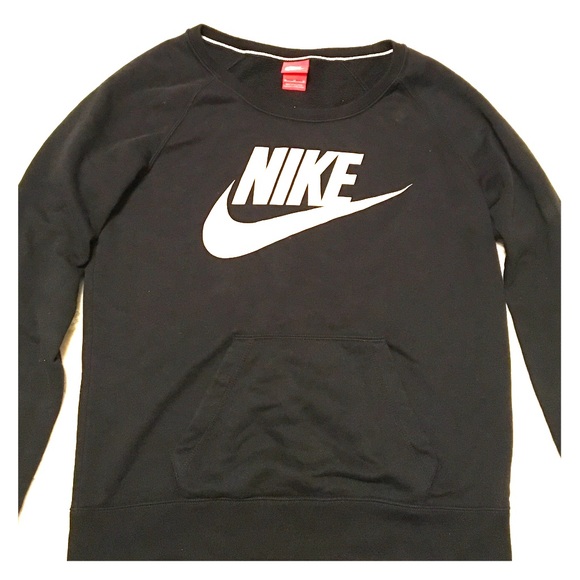 Nike rally crew sweatshirt