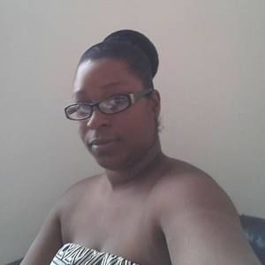 Meet your Posher, Corina