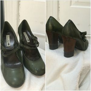Green/brown heels