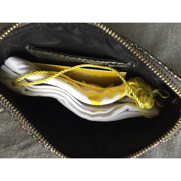 Bundled Kendra Scott Iridescent Small Wristlet - Picture 2 of 2