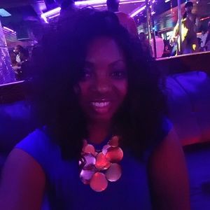 Meet your Posher, Loriel