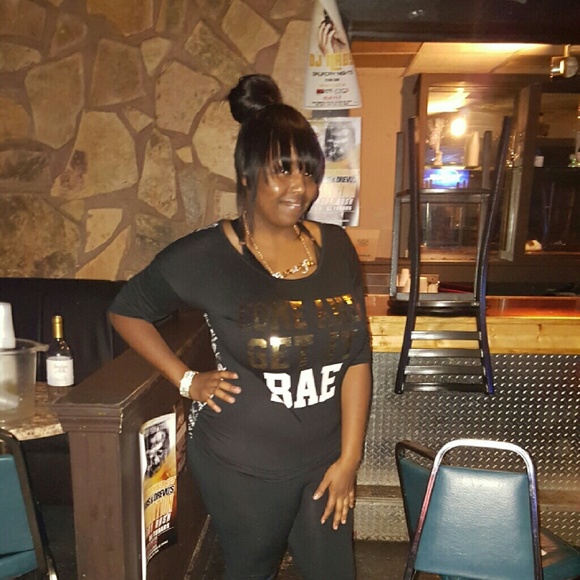 Meet your Posher, La'triee