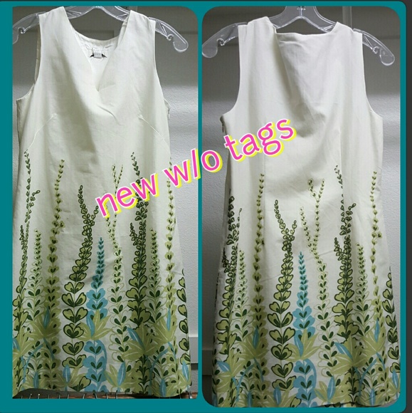 Sleeveless dress