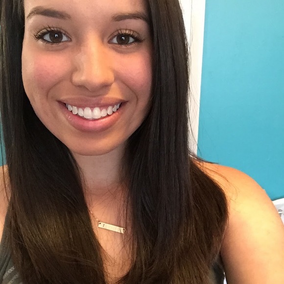 Meet your Posher, Tiffany - Picture 1 of 1