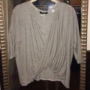 Surplice top 💍SALE💍