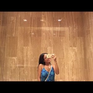 Meet your Posher, Alexi