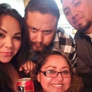 Meet your Posher, Ana