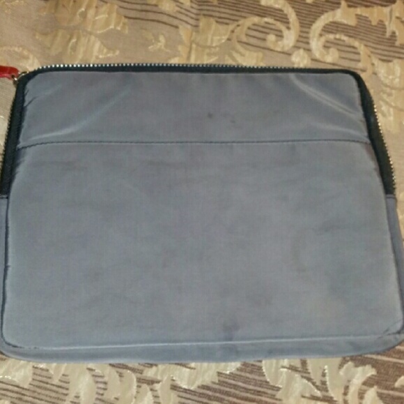 *Fashionista collections Ipad case by Brighton *** - Picture 2 of 4