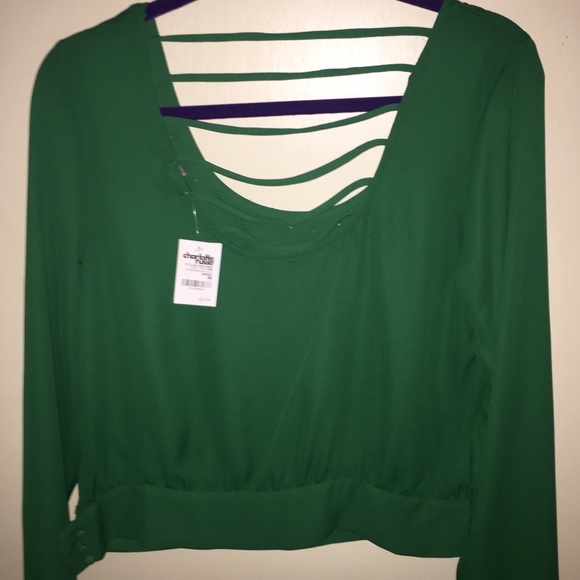 Emerald long sleeve low cut back - Picture 2 of 2