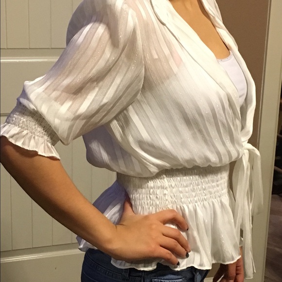 Top - Picture 2 of 2