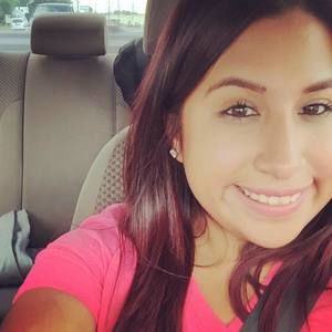 Meet your Posher, Yolanda