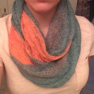 Two toned infinity scarf