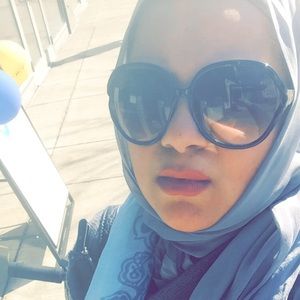 Meet your Posher, Salwa