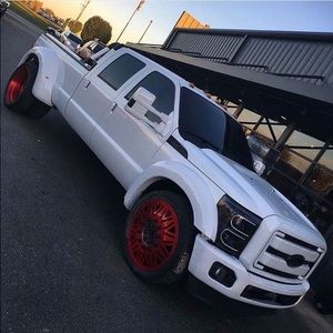 Meet your Posher, Nicholas