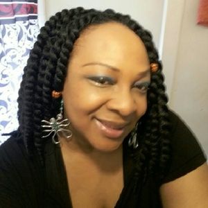 Meet your Posher, Lorraine