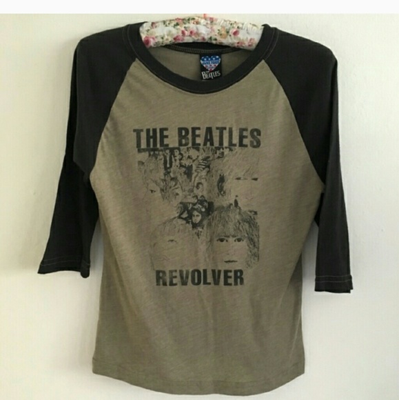 Tops - Beatles shirt
