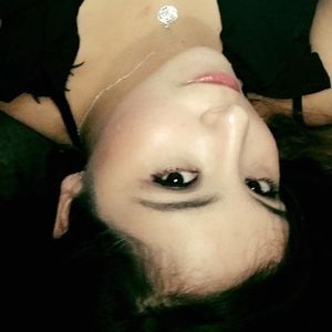 Meet your Posher, Reina