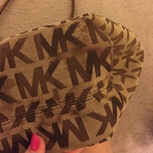 EXTRA PICTURES FOR MICHAEL KORS