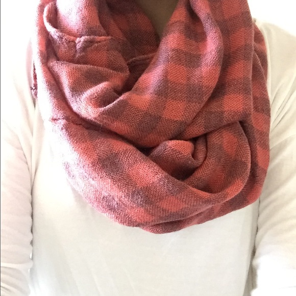 Francesca's Red and Burgundy Checkered Scarf NWOT
